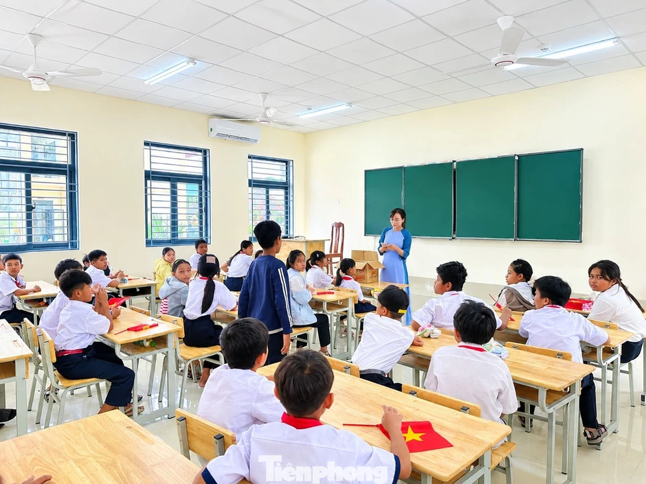 754 cán bộ quản lý giáo dục ở Đắk Lắk trở lại làm giáo viên 754 cán bộ quản lý giáo dục ở Đắk Lắk trở lại làm giáo viên