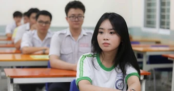 7h35, hơn 1,2 triệu thí sinh sẽ bắt đầu thi môn văn