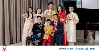 8 năm ròng rã ông ngoại đưa đón đi học, kết quả cháu đạt 9.0 IELTS