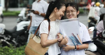 9h sáng mai Giao lưu trực tuyến “Chọn môn học lớp 10"