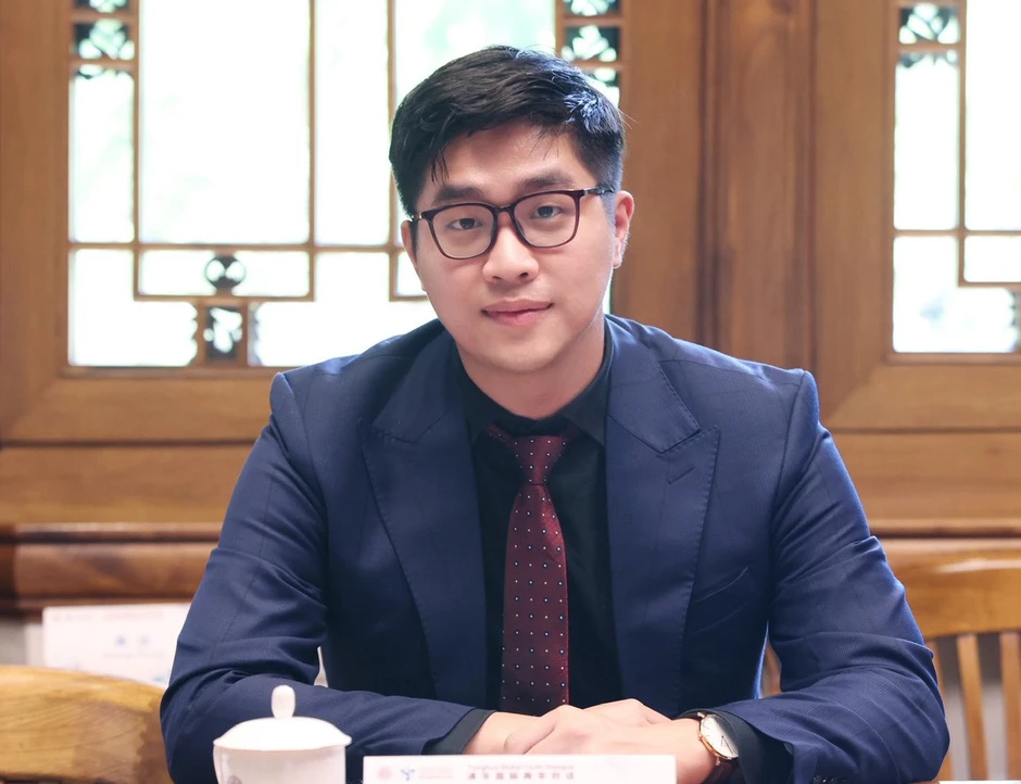 9X sở hữu 3 tấm bằng thạc sĩ, đang học tiến sĩ ở ngôi trường hàng đầu thế giới 9X sở hữu 3 tấm bằng thạc sĩ, đang học tiến sĩ ở ngôi trường hàng đầu thế giới
