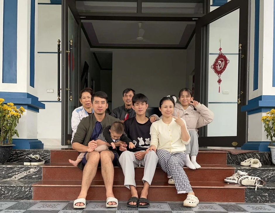 9X từng suýt nghỉ học làm công nhân, nỗ lực thoát nghèo, tự mua xe, xây nhà 9X từng suýt nghỉ học làm công nhân, nỗ lực thoát nghèo, tự mua xe, xây nhà
