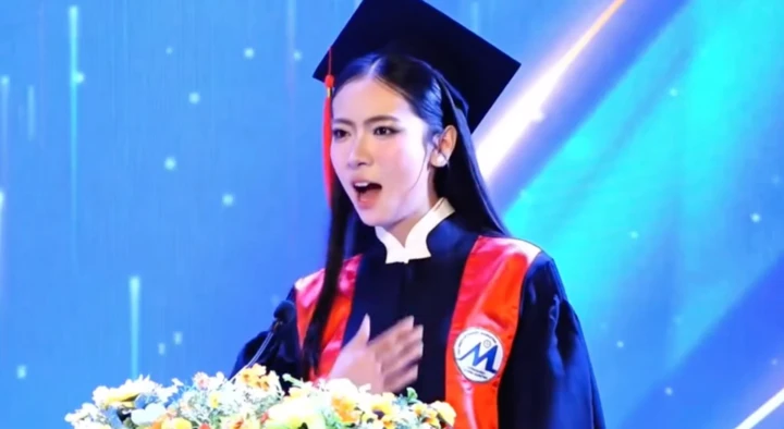 Á khôi 'gây bão' ở lễ tốt nghiệp: Từ nữ sinh miền núi đến thành tích 'con nhà người ta' Á khôi 'gây bão' ở lễ tốt nghiệp: Từ nữ sinh miền núi đến thành tích 'con nhà người ta'