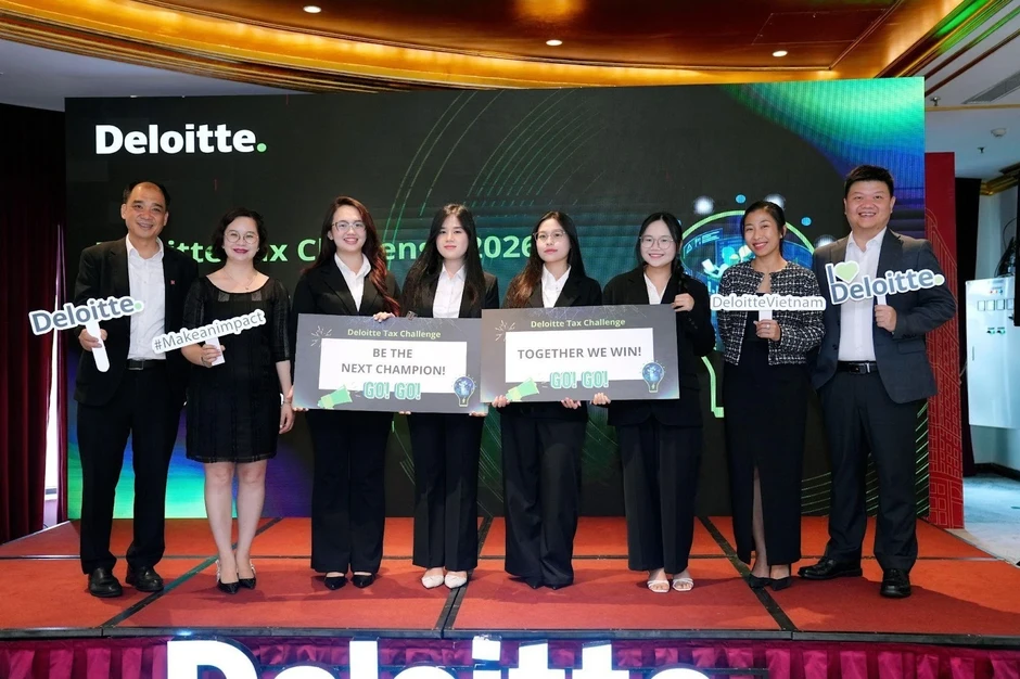 Á quân Deloitte Tax Challenge 2026: Sinh viên UEH.ISB thử sức ở bàn tư vấn Big4 Á quân Deloitte Tax Challenge 2026: Sinh viên UEH.ISB thử sức ở bàn tư vấn Big4