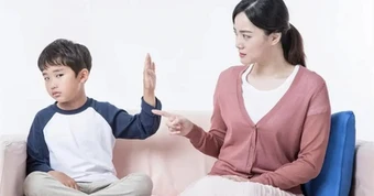 Ai mà chưa từng bị con cái cãi lại chứ! Phản ứng của của cha mẹ khi ấy sẽ ảnh hưởng đến tương lai của con