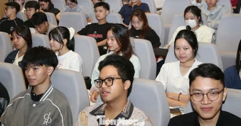 AI ngày càng phổ biến, sinh viên cần gì để không bị thay thế?