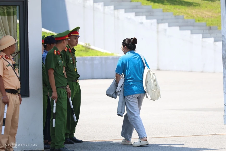 An ninh nghiêm ngặt trước kỳ thi lại tốt nghiệp ở Tuyên Quang An ninh nghiêm ngặt trước kỳ thi lại tốt nghiệp ở Tuyên Quang