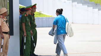 An ninh nghiêm ngặt trước kỳ thi lại tốt nghiệp ở Tuyên Quang