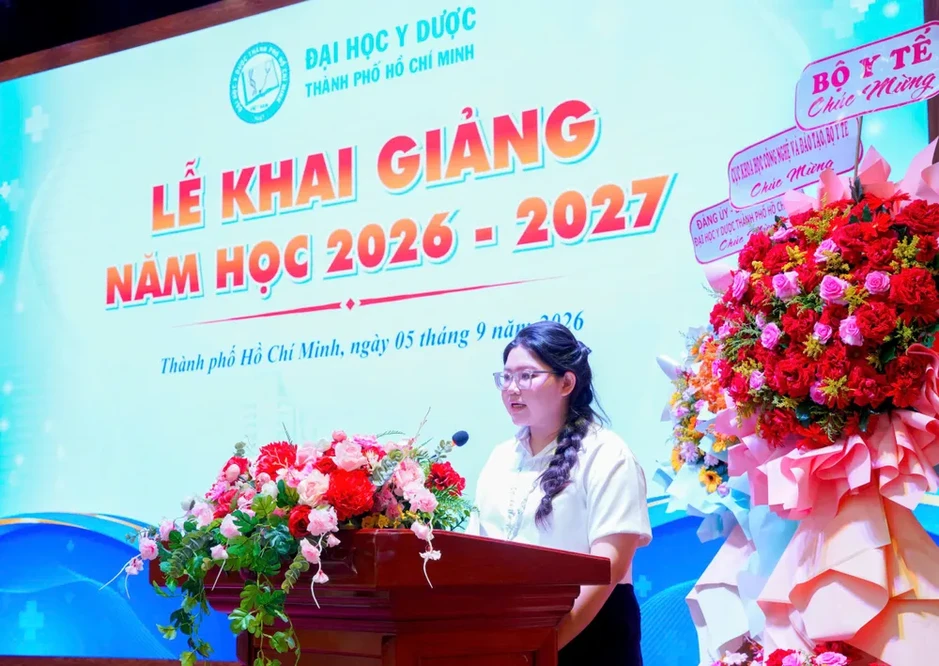 Ba thủ khoa chọn ngành y để chăm sóc người thân và cộng đồng Ba thủ khoa chọn ngành y để chăm sóc người thân và cộng đồng