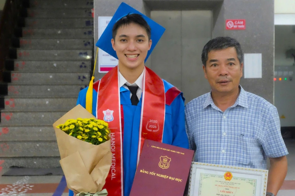 Bác sĩ nội trú bất ngờ nổi tiếng: Điều quan trọng nhất vẫn là chuyên môn