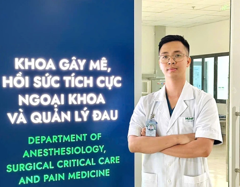 Bác sĩ nội trú Gây mê ba lần đỗ thủ khoa trường Y Bác sĩ nội trú Gây mê ba lần đỗ thủ khoa trường Y