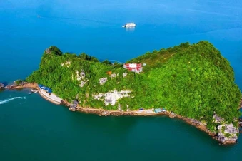 Bãi biển nào của Việt Nam ít người biết nhưng lọt vào top đẹp nhất thế giới?