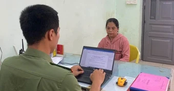 Bảo mẫu trường mầm non ở TPHCM thừa nhận dùng dây thun và tay tác động 2 cháu bé