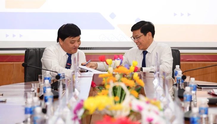 Báo Tuổi Trẻ hợp tác đào tạo với Trường đại học Công Thương TP.HCM Báo Tuổi Trẻ hợp tác đào tạo với Trường đại học Công Thương TP.HCM