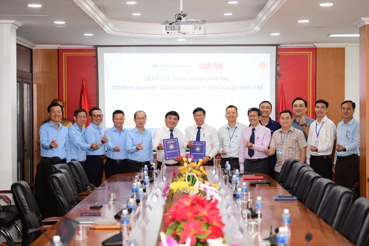 Báo Tuổi Trẻ hợp tác đào tạo với Trường đại học Công Thương TP.HCM Báo Tuổi Trẻ hợp tác đào tạo với Trường đại học Công Thương TP.HCM