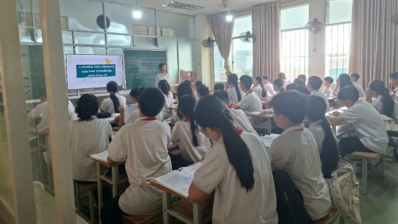 Bất cập chuyện thuê trường tạm, xây trường mới ở Nghệ An - Bài 1: Cơ sở vật chất không bảo đảm công tác dạy và học Bất cập chuyện thuê trường tạm, xây trường mới ở Nghệ An - Bài 1: Cơ sở vật chất không bảo đảm công tác dạy và học