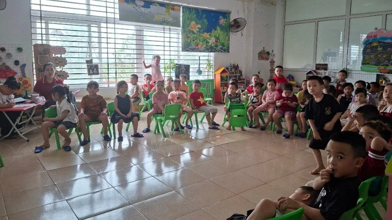 Bất cập chuyện thuê trường tạm, xây trường mới ở Nghệ An - Bài 1: Cơ sở vật chất không bảo đảm công tác dạy và học Bất cập chuyện thuê trường tạm, xây trường mới ở Nghệ An - Bài 1: Cơ sở vật chất không bảo đảm công tác dạy và học