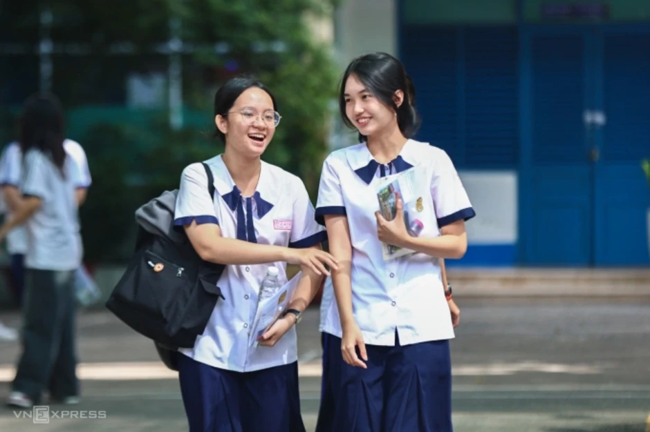 Bắt đầu thử nghiệm thi tốt nghiệp THPT trên máy tính Bắt đầu thử nghiệm thi tốt nghiệp THPT trên máy tính