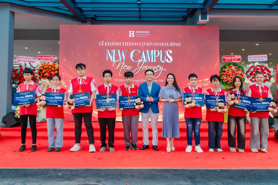 Bất ngờ với không gian học tập 'khủng' vừa khánh thành của Trường Đại học Quốc tế Hồng Bàng Bất ngờ với không gian học tập 'khủng' vừa khánh thành của Trường Đại học Quốc tế Hồng Bàng