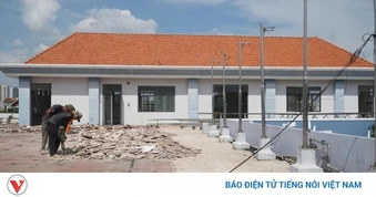 Biến trụ sở công dôi dư thành trường học: Chạy đua trước năm học mới