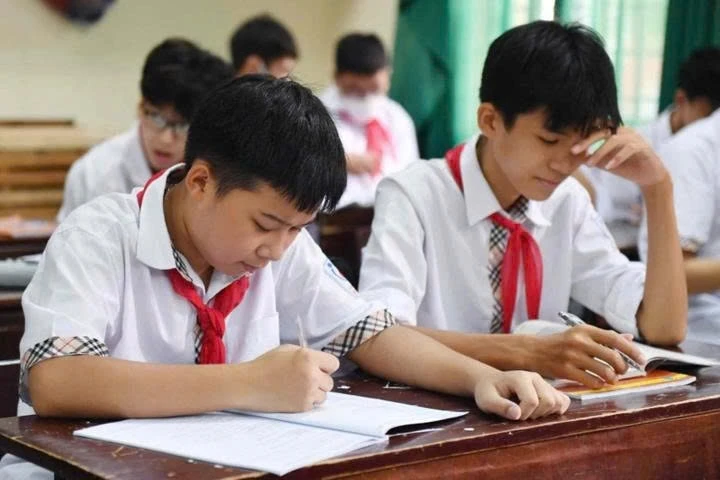 Bỏ bằng tốt nghiệp THCS: Bộ GD&ĐT nói gì trước băn khoăn về giá trị bằng cấp? Bỏ bằng tốt nghiệp THCS: Bộ GD&ĐT nói gì trước băn khoăn về giá trị bằng cấp?