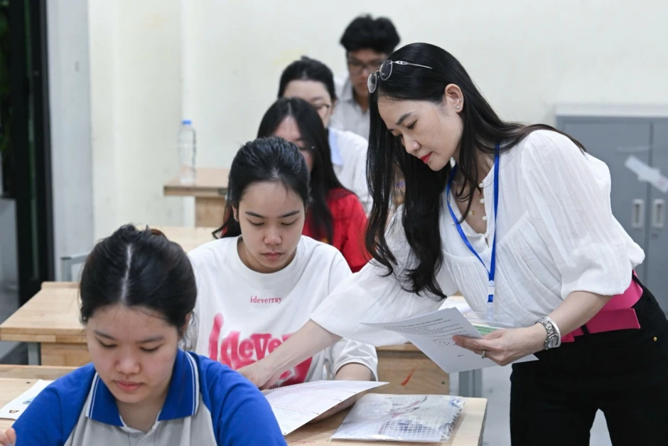 Bỏ điểm cộng IELTS: Vì sao chuyên gia đề nghị lùi thời điểm áp dụng? Bỏ điểm cộng IELTS: Vì sao chuyên gia đề nghị lùi thời điểm áp dụng?