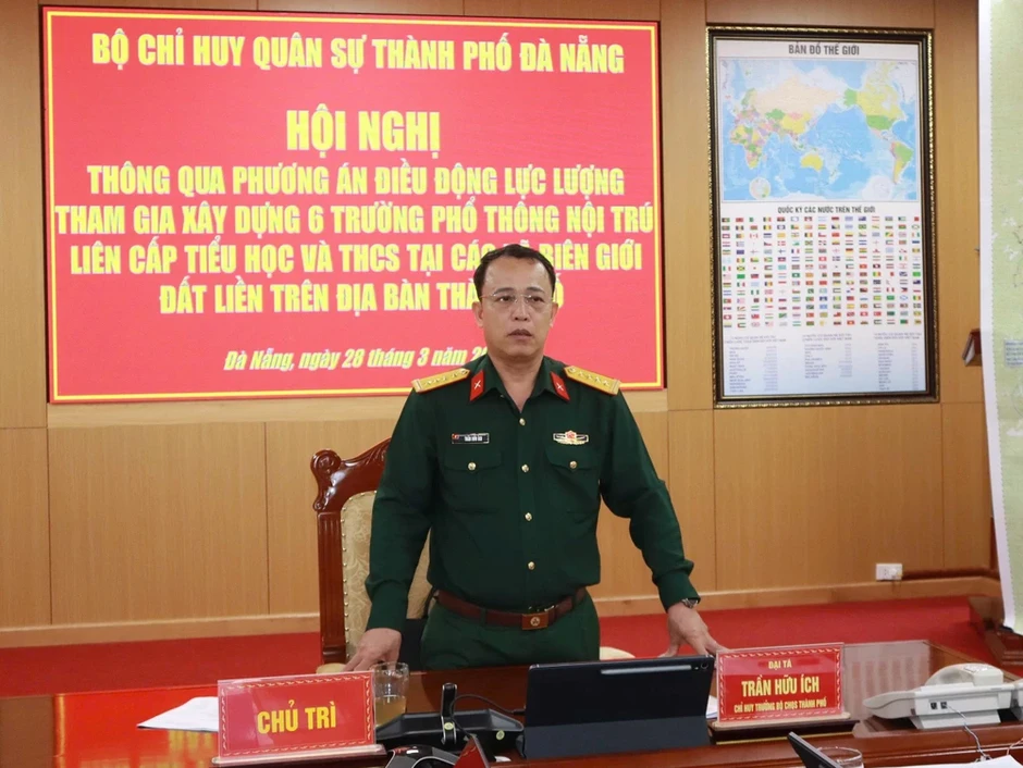 Bộ đội ở Đà Nẵng hỗ trợ xây dựng 6 trường học vùng biên giới Bộ đội ở Đà Nẵng hỗ trợ xây dựng 6 trường học vùng biên giới