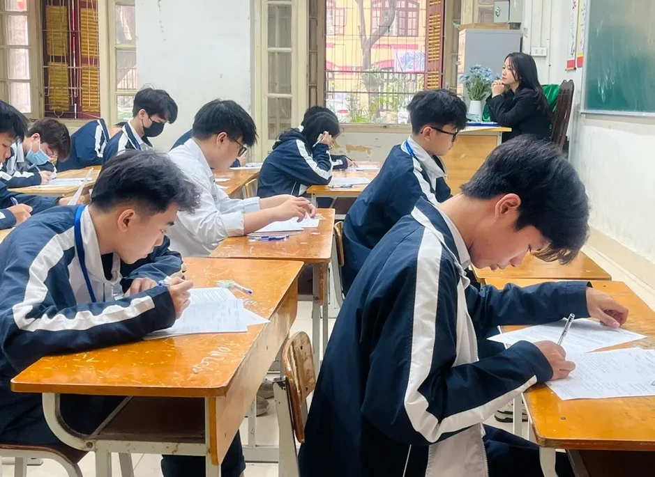 Bộ GD&ĐT bác tin đưa môn Lịch sử thành môn tự chọn Bộ GD&ĐT bác tin đưa môn Lịch sử thành môn tự chọn