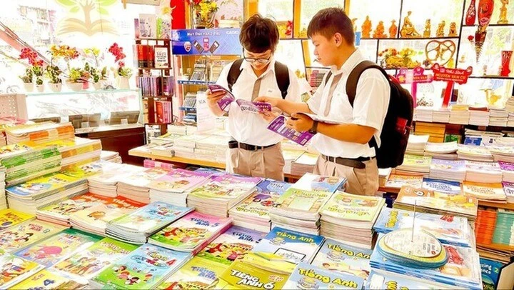 Bộ GD&ĐT: Đến ngày 24/9 đã đảm bảo cung ứng đủ sách giáo khoa Bộ GD&ĐT: Đến ngày 24/9 đã đảm bảo cung ứng đủ sách giáo khoa