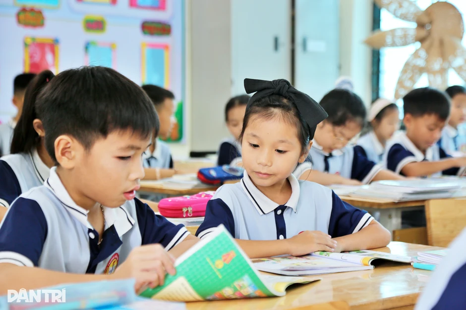 Bộ GD&ĐT: Không gây áp lực thành tích lên giáo viên và trường học Bộ GD&ĐT: Không gây áp lực thành tích lên giáo viên và trường học