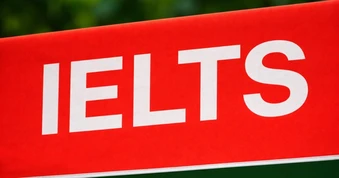 Bộ GD&ĐT nêu lý do bỏ cộng điểm chứng chỉ ngoại ngữ IELTS