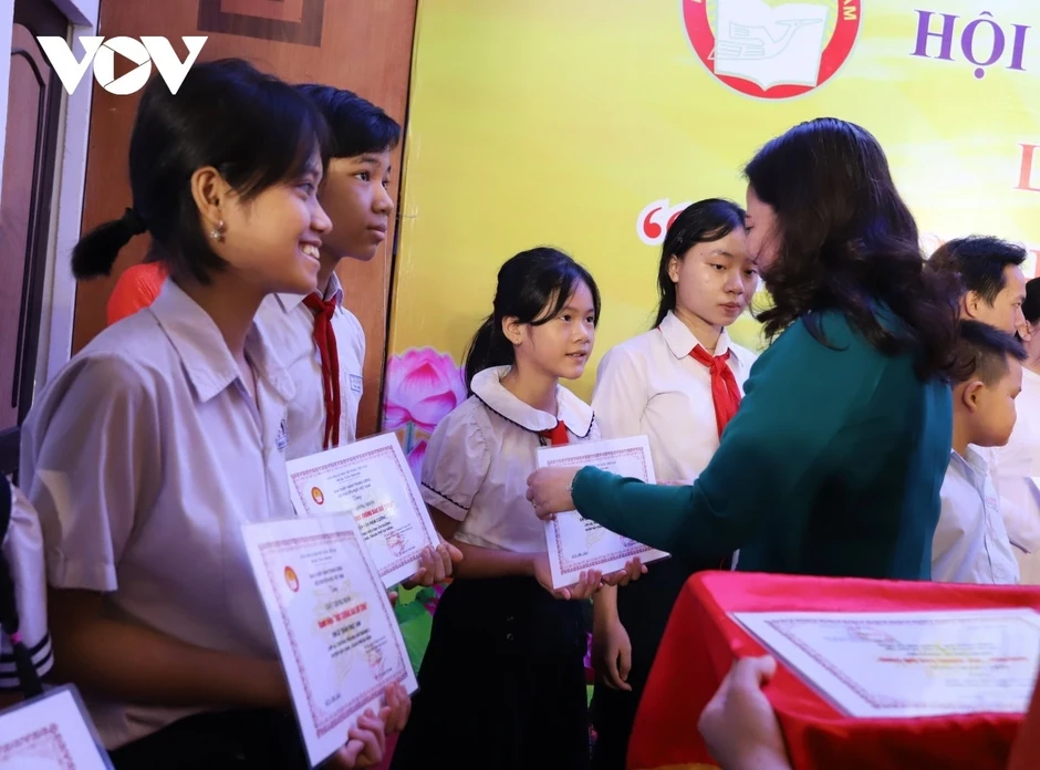 Bộ GD-ĐT đề xuất 5 chương trình học bổng Quốc gia bồi dưỡng nhân tài Bộ GD-ĐT đề xuất 5 chương trình học bổng Quốc gia bồi dưỡng nhân tài