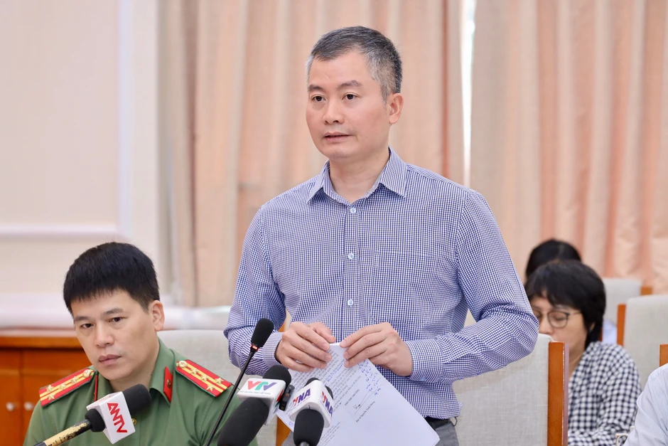 Bộ GD-ĐT lý giải vì sao thí sinh ở Quảng Trị bị hủy kết quả còn chuyên Tuyên Quang được thi lại? Bộ GD-ĐT lý giải vì sao thí sinh ở Quảng Trị bị hủy kết quả còn chuyên Tuyên Quang được thi lại?