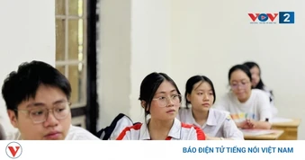 Bộ GD-ĐT tính chia kỳ thi tốt nghiệp thành nhiều đợt trong năm, tổ chức ra sao?