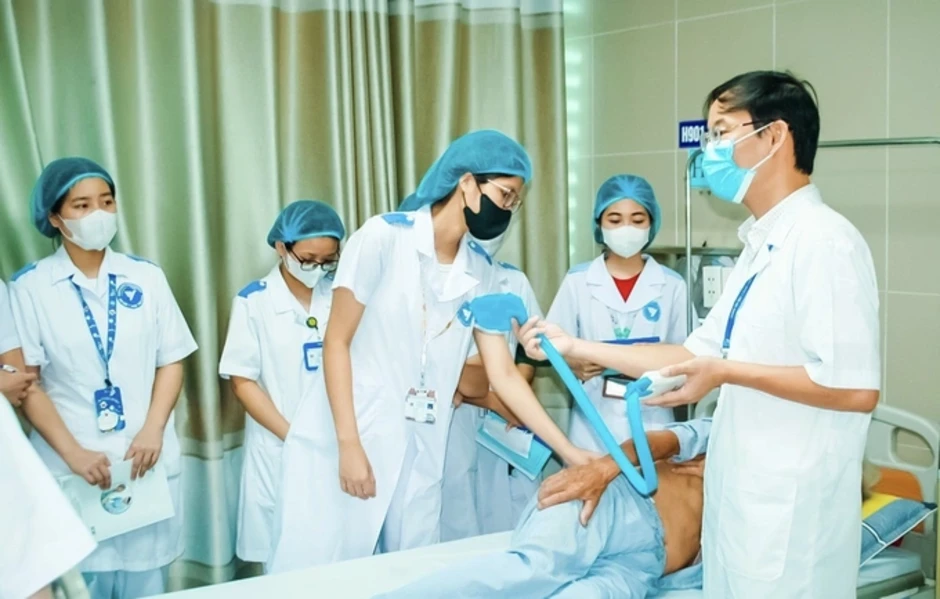 Bộ Giáo dục dự kiến siết chuẩn đào tạo Y, Luật
