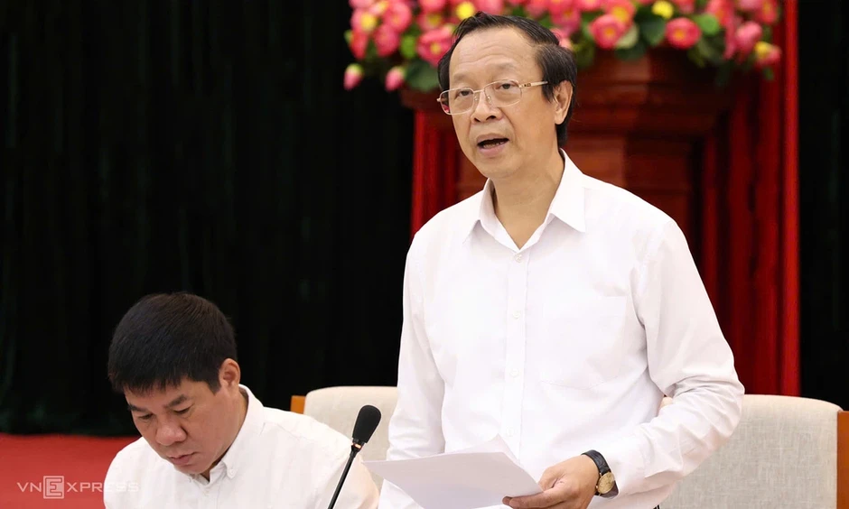 Bộ Giáo dục: Tổ chức thi lại ở chuyên Tuyên Quang là 'hợp tình, hợp lý' Bộ Giáo dục: Tổ chức thi lại ở chuyên Tuyên Quang là 'hợp tình, hợp lý'