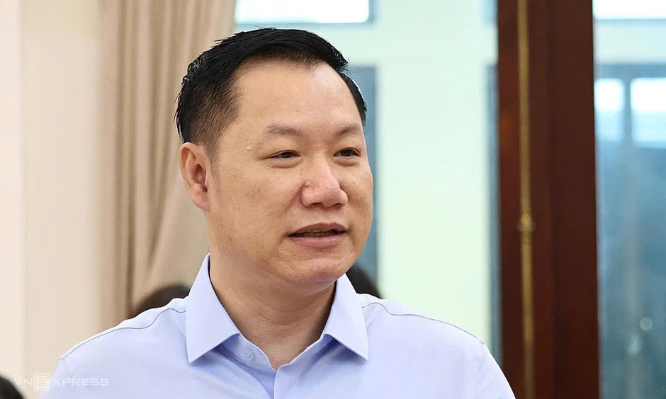 Bộ Giáo dục: Tổ chức thi lại ở chuyên Tuyên Quang là 'hợp tình, hợp lý' Bộ Giáo dục: Tổ chức thi lại ở chuyên Tuyên Quang là 'hợp tình, hợp lý'