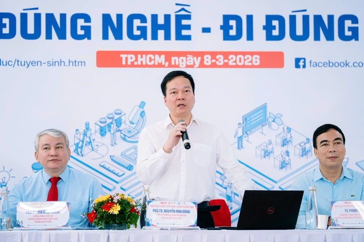 Bộ Giáo dục và Đào tạo: Ngưỡng xét tuyển 15 điểm không phải rào cản với thí sinh Bộ Giáo dục và Đào tạo: Ngưỡng xét tuyển 15 điểm không phải rào cản với thí sinh