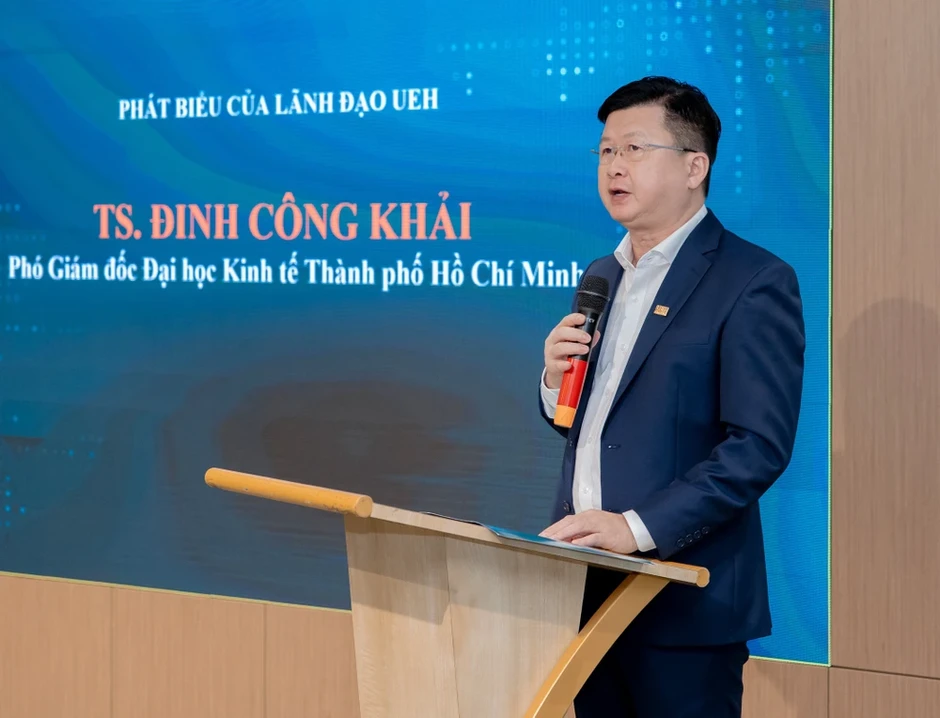 Bổ nhiệm 2 Phó Giám đốc Đại học Kinh tế TP.HCM Bổ nhiệm 2 Phó Giám đốc Đại học Kinh tế TP.HCM