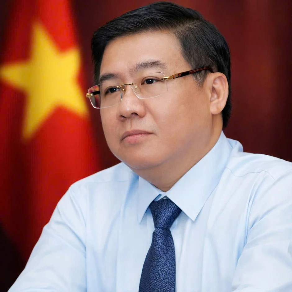 Bổ nhiệm 2 Phó Giám đốc Đại học Kinh tế TP.HCM Bổ nhiệm 2 Phó Giám đốc Đại học Kinh tế TP.HCM