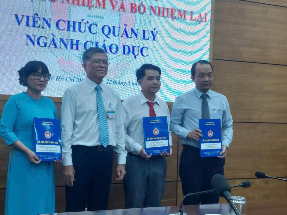 Bổ nhiệm hiệu trưởng 3 trường THPT mới thành lập tại TP.HCM Bổ nhiệm hiệu trưởng 3 trường THPT mới thành lập tại TP.HCM