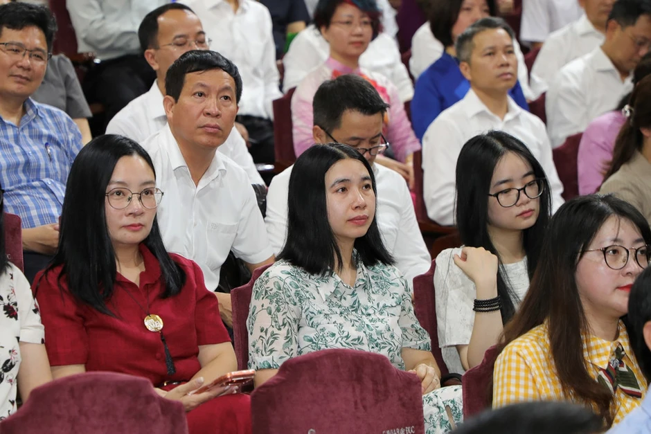 Bổ nhiệm lãnh đạo chủ chốt tại nhiều đơn vị thành viên Đại học Quốc gia Hà Nội Bổ nhiệm lãnh đạo chủ chốt tại nhiều đơn vị thành viên Đại học Quốc gia Hà Nội