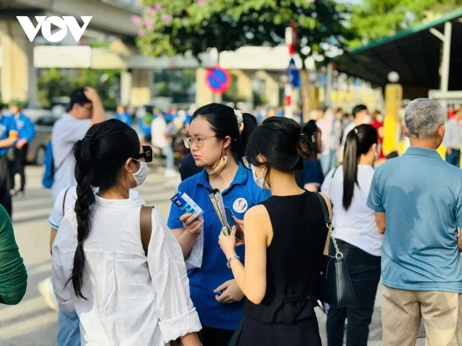 Bỏ phân tuyến tuyển sinh vào lớp 10: Học sinh Hà Nội có thêm cơ hội chọn trường Bỏ phân tuyến tuyển sinh vào lớp 10: Học sinh Hà Nội có thêm cơ hội chọn trường