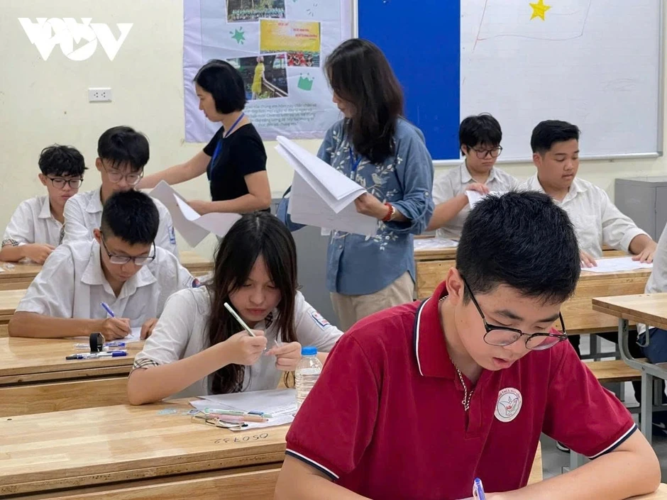 Bỏ thi lớp 10: Giảm áp lực nhưng làm sao để vẫn công bằng? Bỏ thi lớp 10: Giảm áp lực nhưng làm sao để vẫn công bằng?