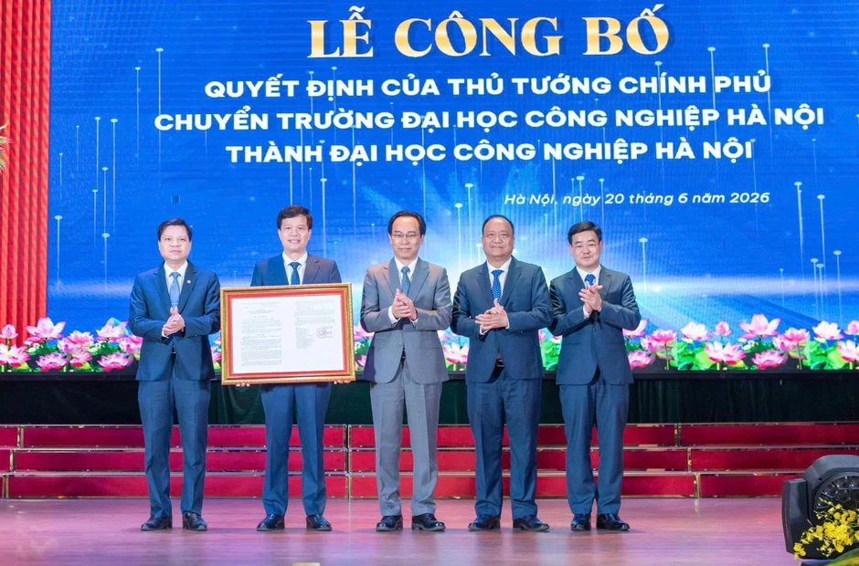 Bộ trưởng Công thương: Đại học không chỉ là nơi đào tạo nhân lực Bộ trưởng Công thương: Đại học không chỉ là nơi đào tạo nhân lực
