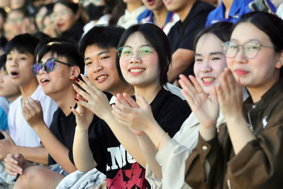 Bùng nổ cảm xúc tại giải bóng đá sinh viên Việt Nam Bùng nổ cảm xúc tại giải bóng đá sinh viên Việt Nam