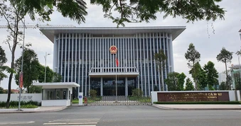 Cà Mau chỉ đạo xử lý trách nhiệm vụ phụ huynh vào trường đánh học sinh