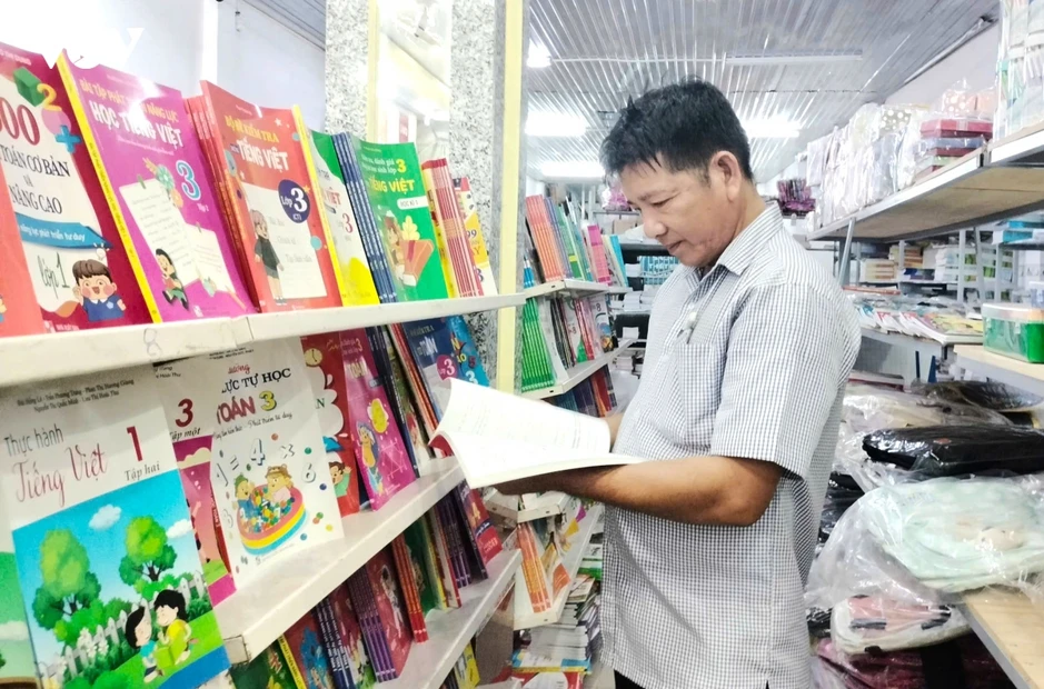 Cà Mau: Khó khăn tìm mua sách giáo khoa trước thềm năm học mới Cà Mau: Khó khăn tìm mua sách giáo khoa trước thềm năm học mới