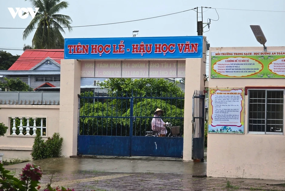 Cà Mau sắp xếp mạng lưới trường học: Gọn bộ máy, giữ ổn định việc học Cà Mau sắp xếp mạng lưới trường học: Gọn bộ máy, giữ ổn định việc học