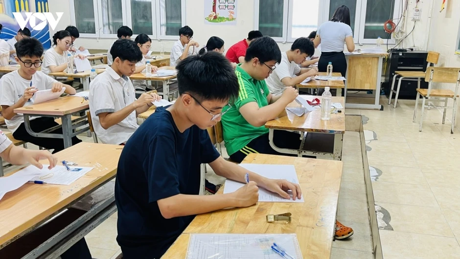 Cả nước dự kiến giảm hơn 17.000 đầu mối trường công lập trước năm học mới Cả nước dự kiến giảm hơn 17.000 đầu mối trường công lập trước năm học mới